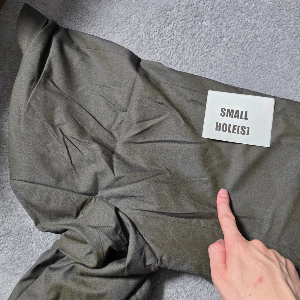 Dillard's Mens 36W 31L 2-Piece Suit Olive Green Pleated Cuffed Wool Blend Classc